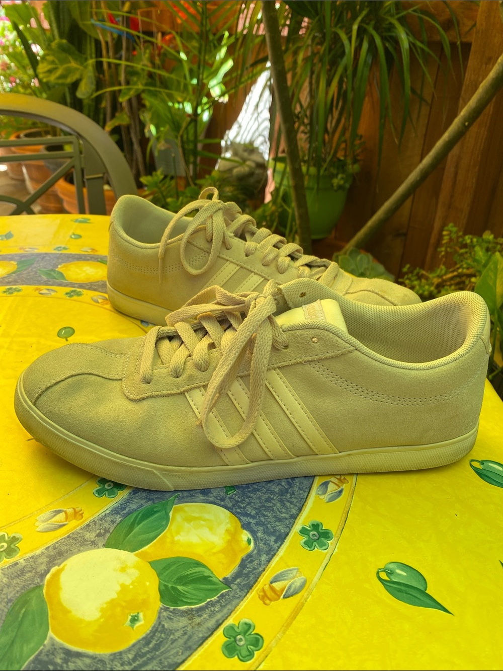 ADIDAS women’s Casual Lace-Up Sneakers in Beige Size 10